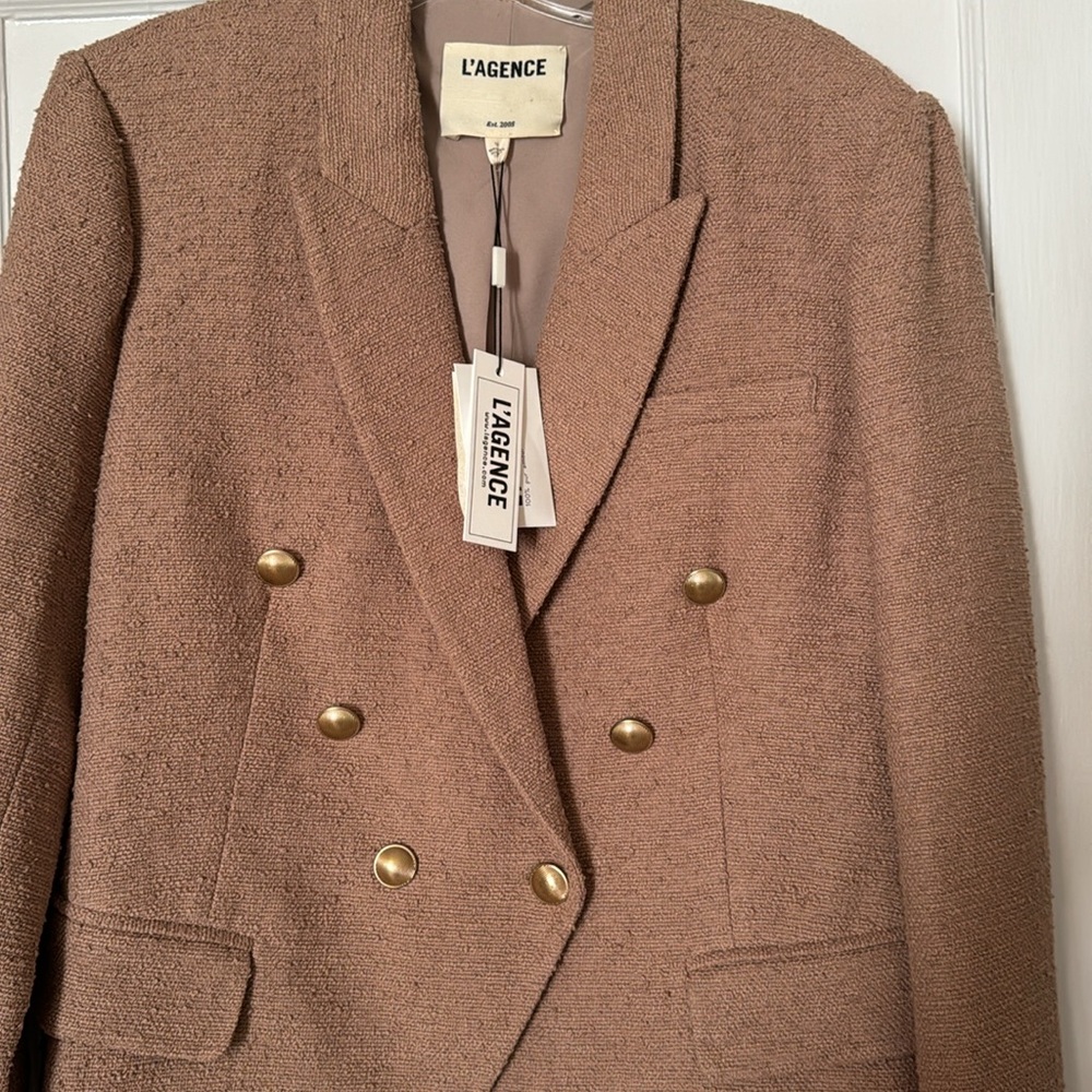 Lagence Kenzie Double Breasted Blazer in Light Mocha. Size 12. NWT - Picture 6 of 7